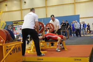 Kamil Świątek walczy o brązowy medal. Na sztandze 132,5 kg